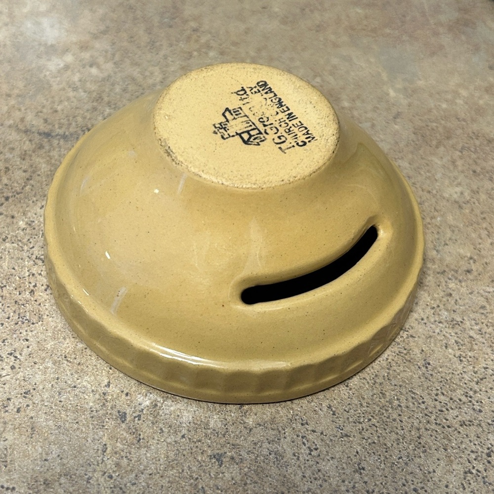 Vintage T.G. Green England Ceramic Egg Separator Yellow 1930s–40s